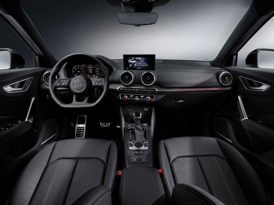 Audi Q2 35 TFSI Edition One Interior