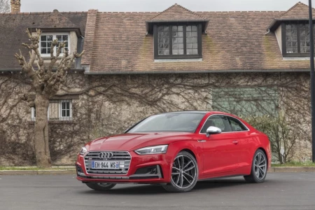 Náhľad Audi S5 Coupe TDI Quattro Pohľad zpredu