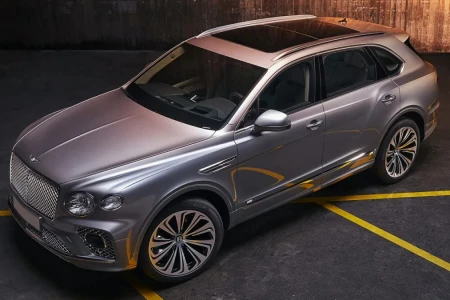 Miniaturansicht von Bentley Bentayga V8 Vorderansicht