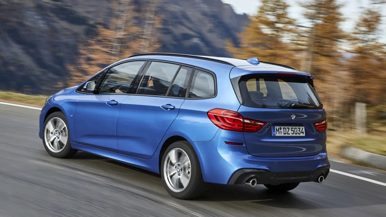 BMW 218d Gran Tourer Corporate Executive Pohľad zozadu