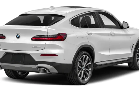 Náhled BMW X4 M40d Zadní pohled