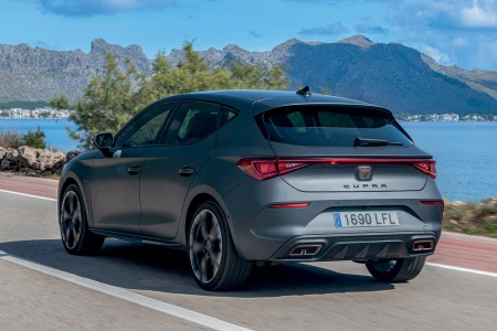 Miniaturansicht von Cupra Leon 1.4 E-Hybrid Business Rückansicht
