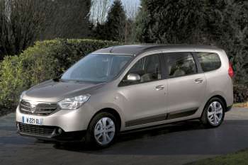 Dacia Lodgy TCe 130 Comfort 5P Pohľad zpredu