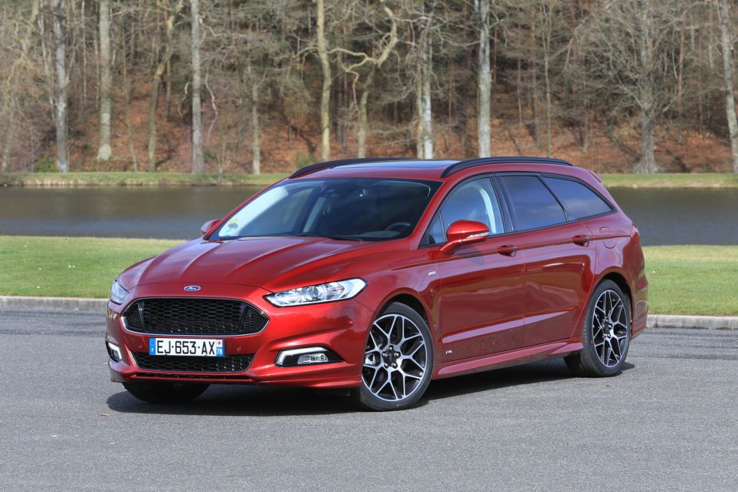 Ford Mondeo Wagon Hybride ST-Line Vorderansicht