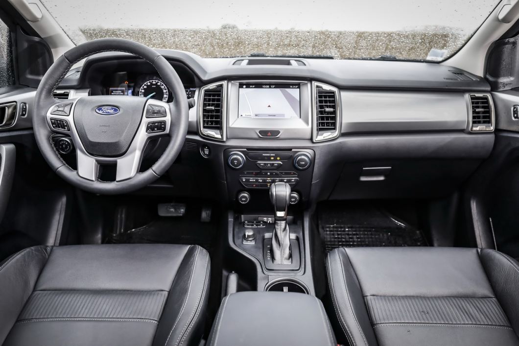 Ford Ranger Super Cab 2.0 EcoBlue 213hp Raptor Interior