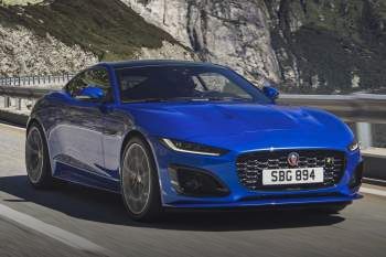 Jaguar F-type Coupe P300 R-Dynamic Čelní pohled