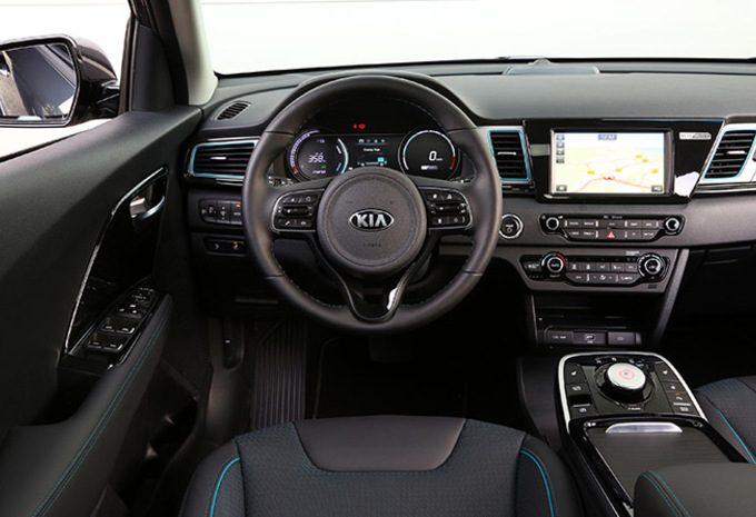 Kia E-Niro 64kWh ExecutiveLine Interiér