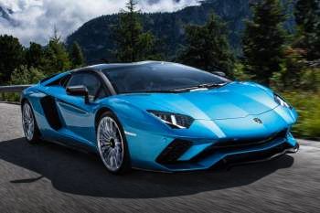 Lamborghini Aventador Roadster S Front view