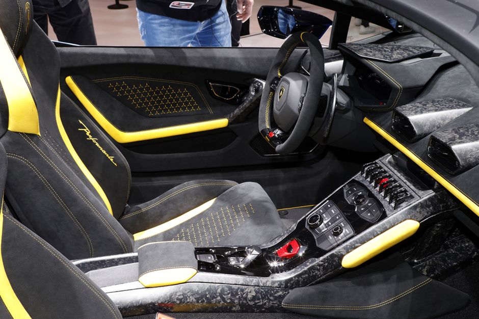 Lamborghini Huracan Performante Interior