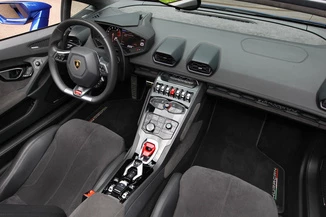 Thumbnail of Lamborghini Huracan Spyder LP580-2 Interior