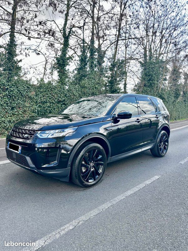 Land Rover Discovery Sport P300e PHEV SE Vorderansicht