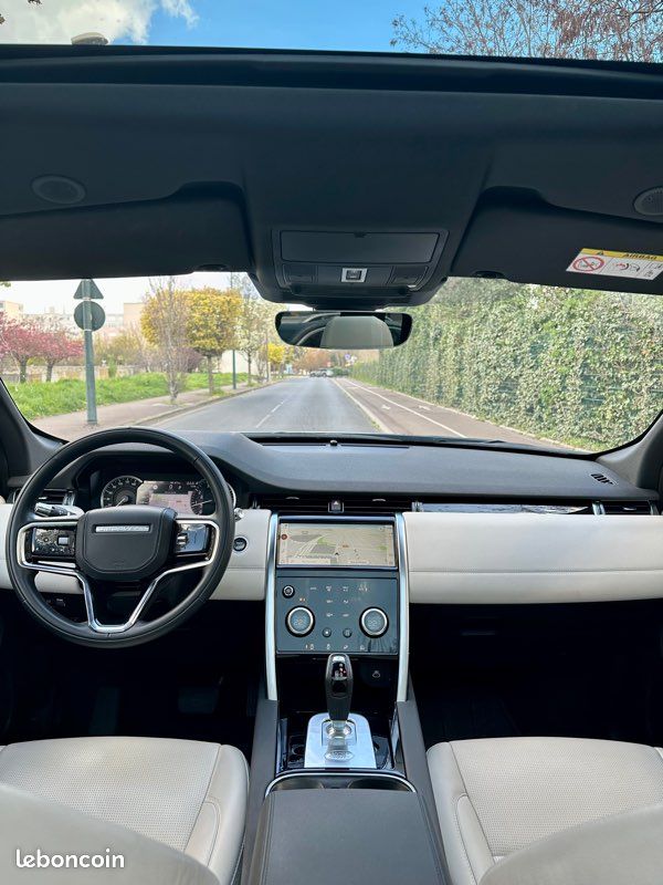 Land Rover Discovery Sport P300e PHEV SE Innere