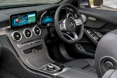Miniaturansicht von Mercedes-Benz C 300 Cabriolet Innere