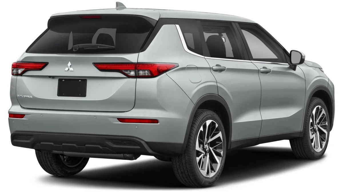 Mitsubishi Outlander PHEV Pure+ Rear view