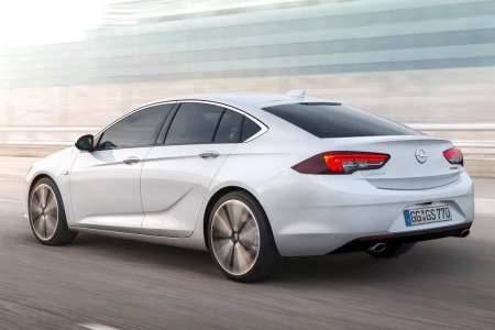 Náhled Opel Insignia Grand Sport 2.0 CDTI 174hp 4x4 Ultimate Zadní pohled
