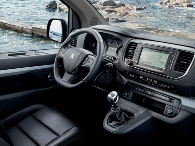 Peugeot E-Traveller Standard 75kWh Business Innere