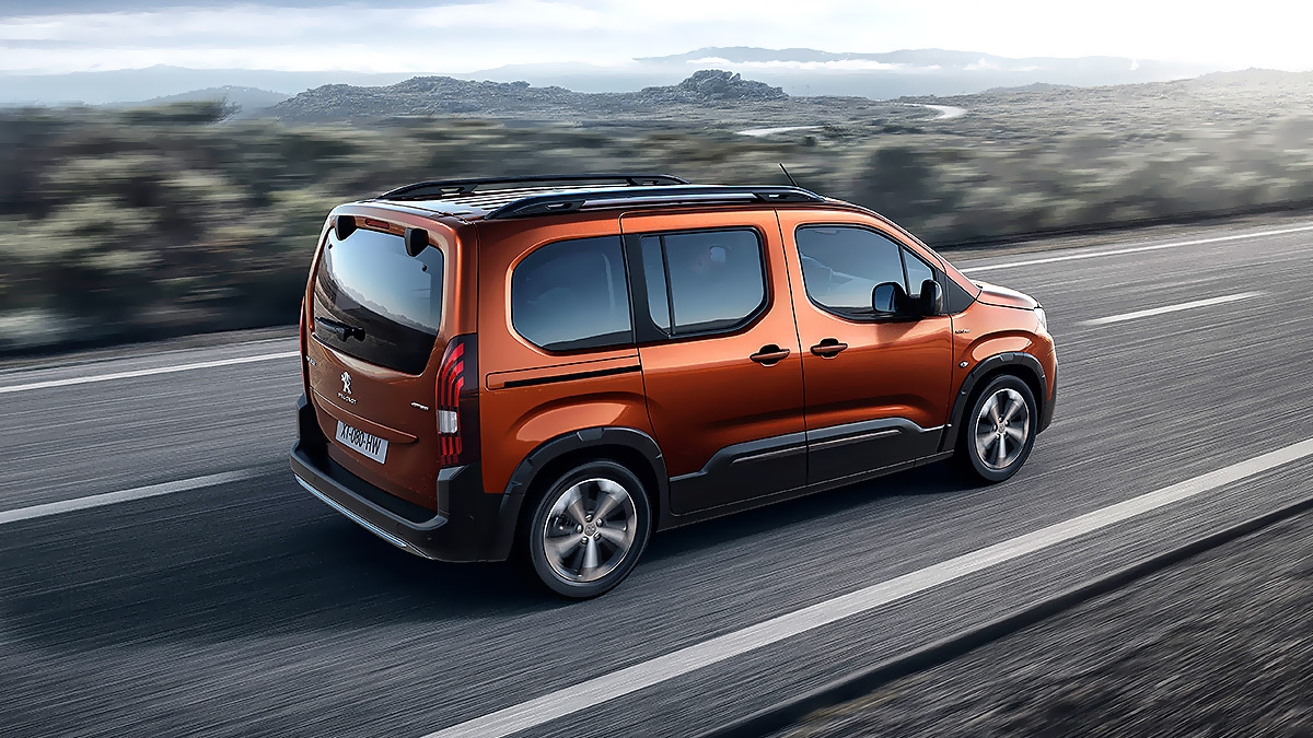 Peugeot Rifter Long Allure 1.5 BlueHDi 130 Pohľad zozadu