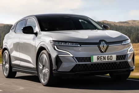 Miniaturansicht von Renault Megane TCe 115 Life Vorderansicht