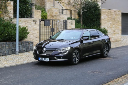 Miniaturansicht von Renault Talisman TCe 140 Business Zen Vorderansicht