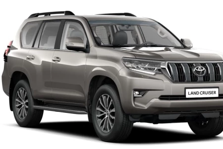 Miniaturansicht von Toyota Land Cruiser 2.8 D-4D Professional 7P Vorderansicht