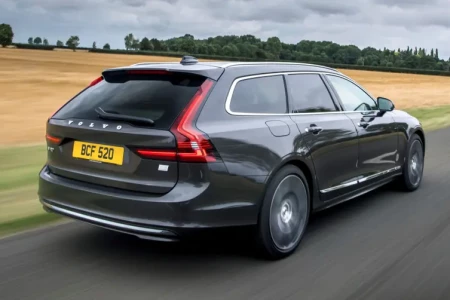 Náhľad Volvo V90 T8 Recharge AWD Inscription Pohľad zozadu