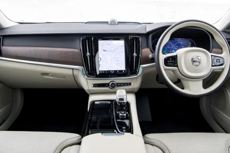 Náhľad Volvo V90 T8 Recharge AWD Inscription Interiér