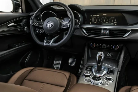 Thumbnail of Alfa Romeo Stelvio 2.2 JTD 210hp AWD Veloce Interior