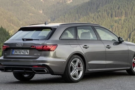 Miniaturansicht von Audi A4 Avant 35 TFSI Pro Line Rückansicht