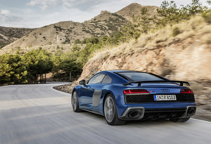 Audi R8 Coupe V10 Quattro Rear view