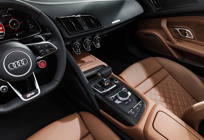 Audi R8 Coupe V10 Performance Quattro Interior