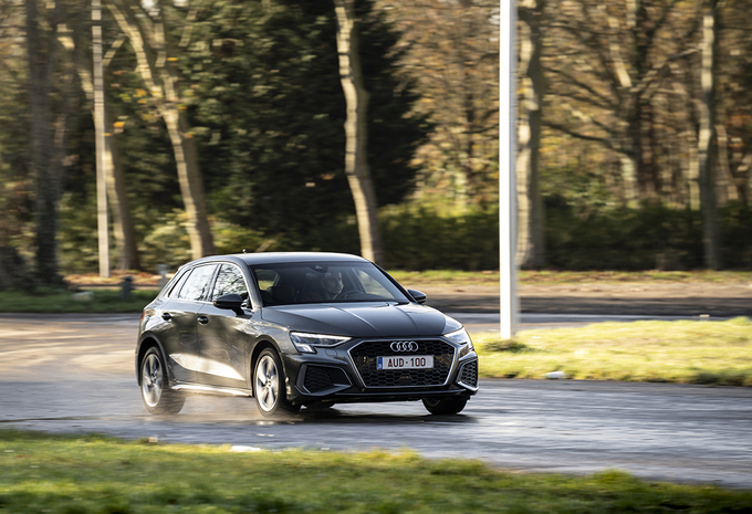 Audi S3 Sportback Quattro Čelní pohled