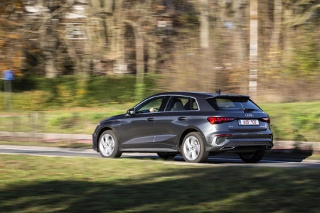Náhled Audi S3 Sportback Quattro Zadní pohled