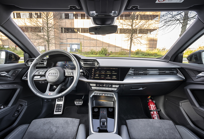 Audi S3 Sportback Quattro Interiér