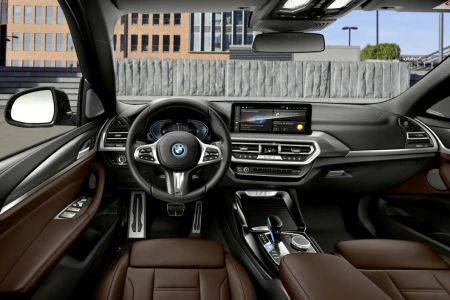 Náhľad BMW IX3 Executive Interiér