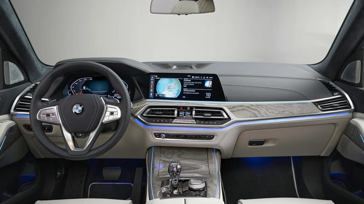 BMW X7 XDrive40d Interiér