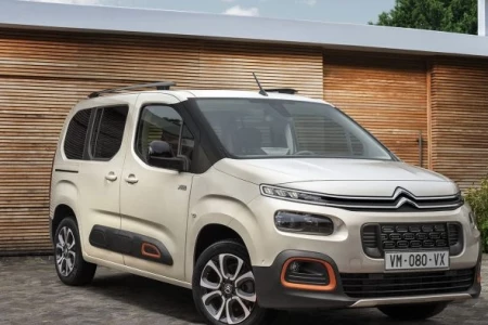 Thumbnail of Citroen Berlingo XL Electric Club Front view
