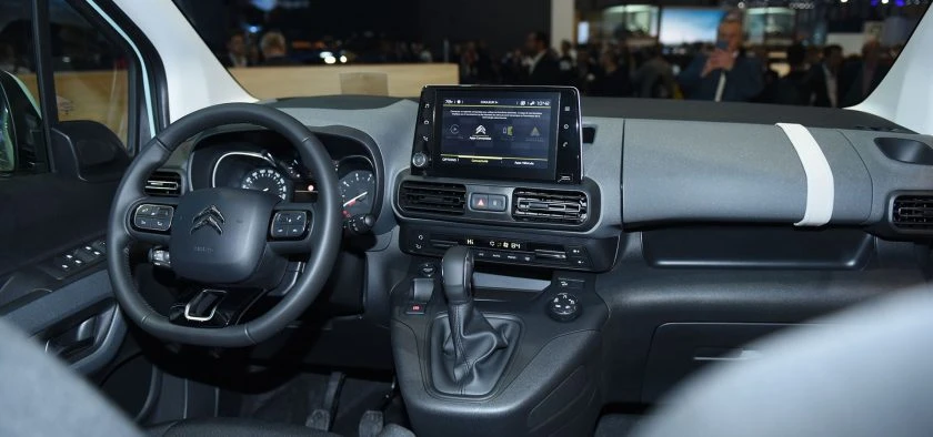 Citroen Berlingo XL Electric Club Interior