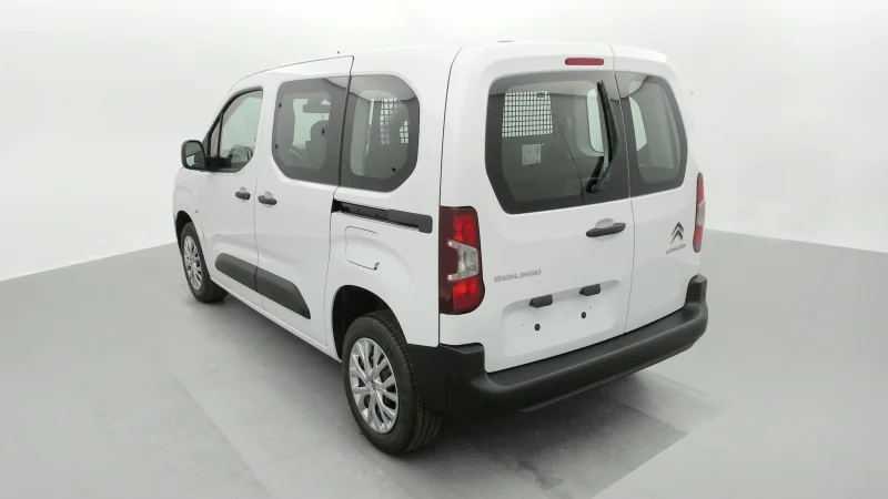 Citroen Berlingo XL PureTech 110 Club Zadní pohled