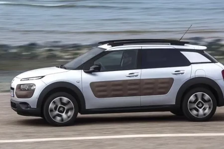 Miniaturansicht von Citroen C4 Cactus BlueHDi 100 C-Series Vorderansicht