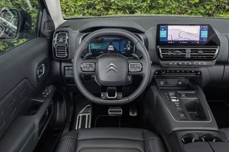 Náhľad Citroen C5 Aircross PureTech 130 C-Series Interiér