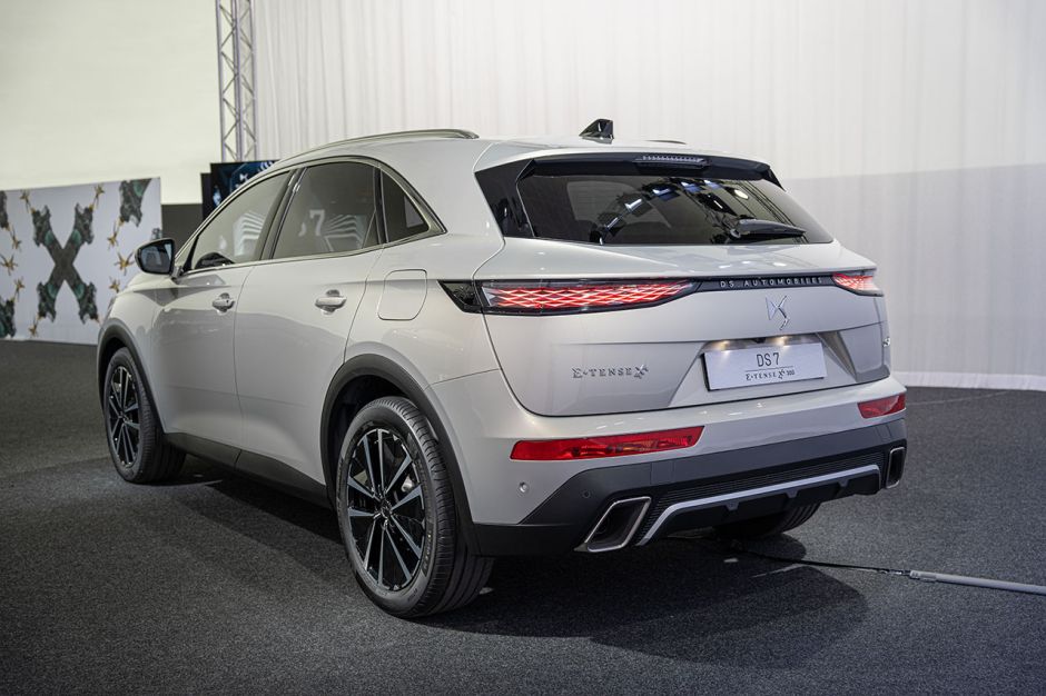 DS DS7 Crossback PureTech 130 So Chic Pohľad zozadu