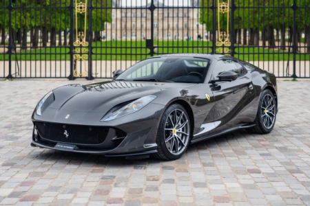 Náhľad Ferrari 812 GTS Pohľad zpredu