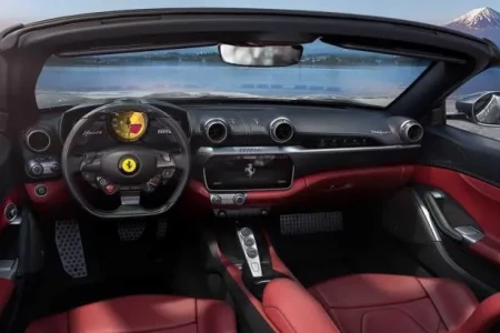Náhľad Ferrari Portofino 3.8 T Interiér