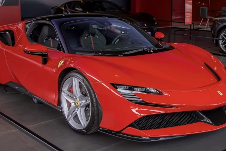 Náhľad Ferrari SF90 Stradale Pohľad zpredu