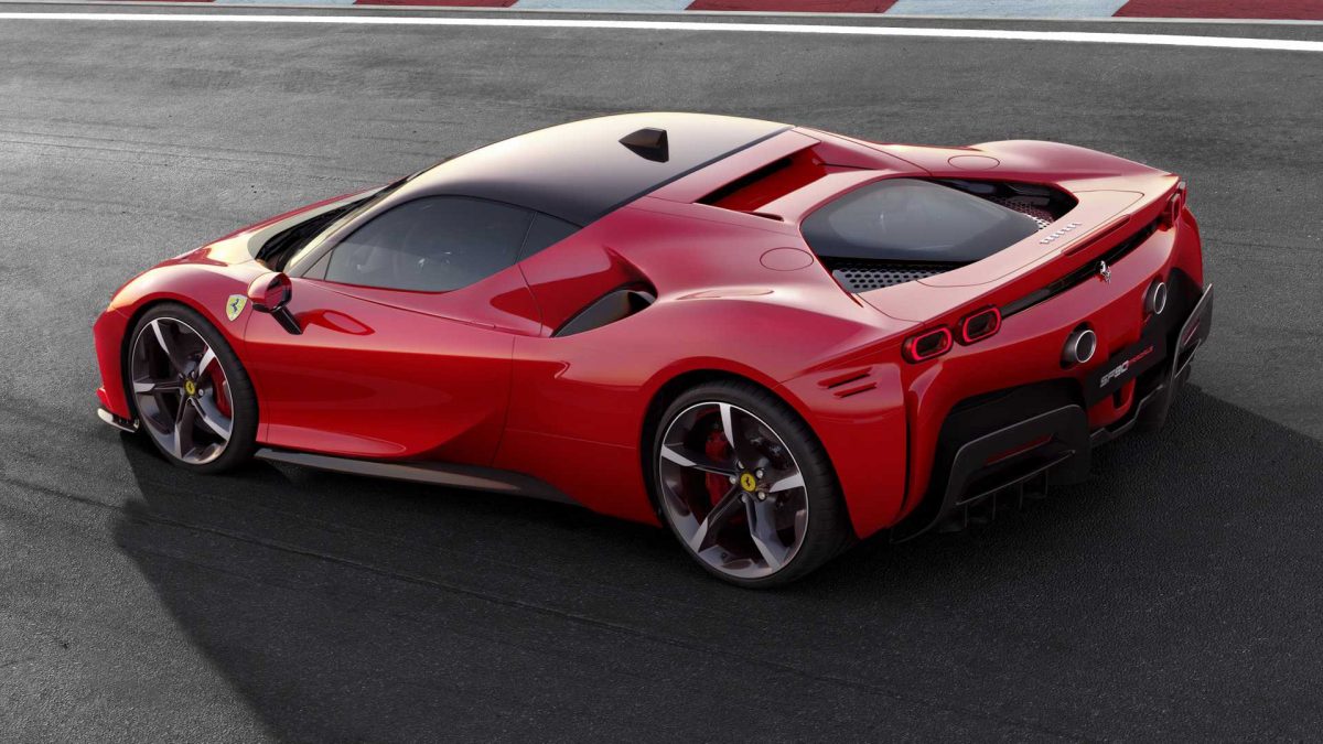 Ferrari SF90 Stradale Pohľad zozadu