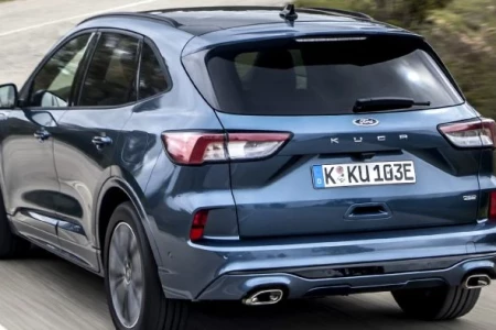 Náhled Ford Kuga 1.5 EcoBoost 150hp Titanium Zadní pohled