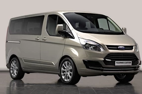 Náhled Ford Transit Custom Kombi L1H1 PHEV Trend Čelní pohled