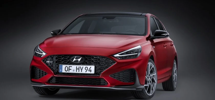 Hyundai I30 1.5 T-GDI 48V Premium Sky Front view