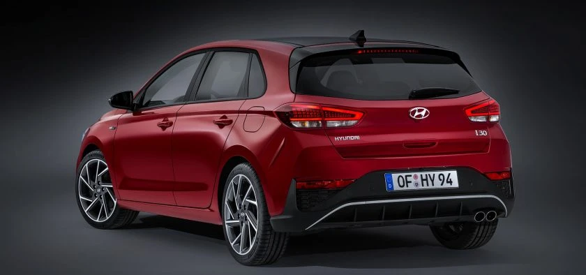 Hyundai I30 1.5 T-GDI 48V Premium Sky Rear view