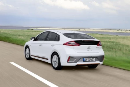 Thumbnail of Hyundai Ioniq Electric Premium Design Sky Rear view
